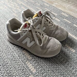 New Balance Kids Sneakers in Gray and White